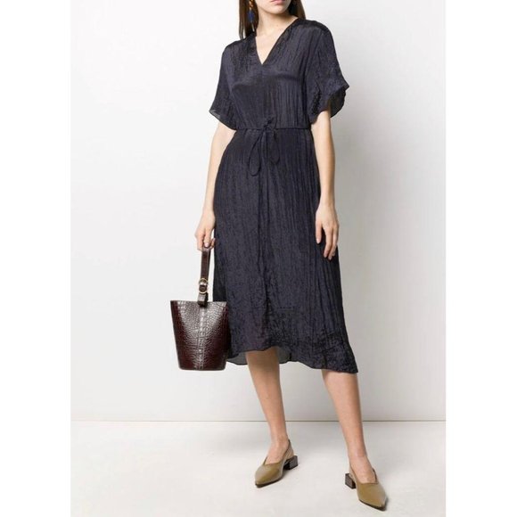 Vince Dresses & Skirts - Vince Textured Tie Waist Midi Dress Navy Small
